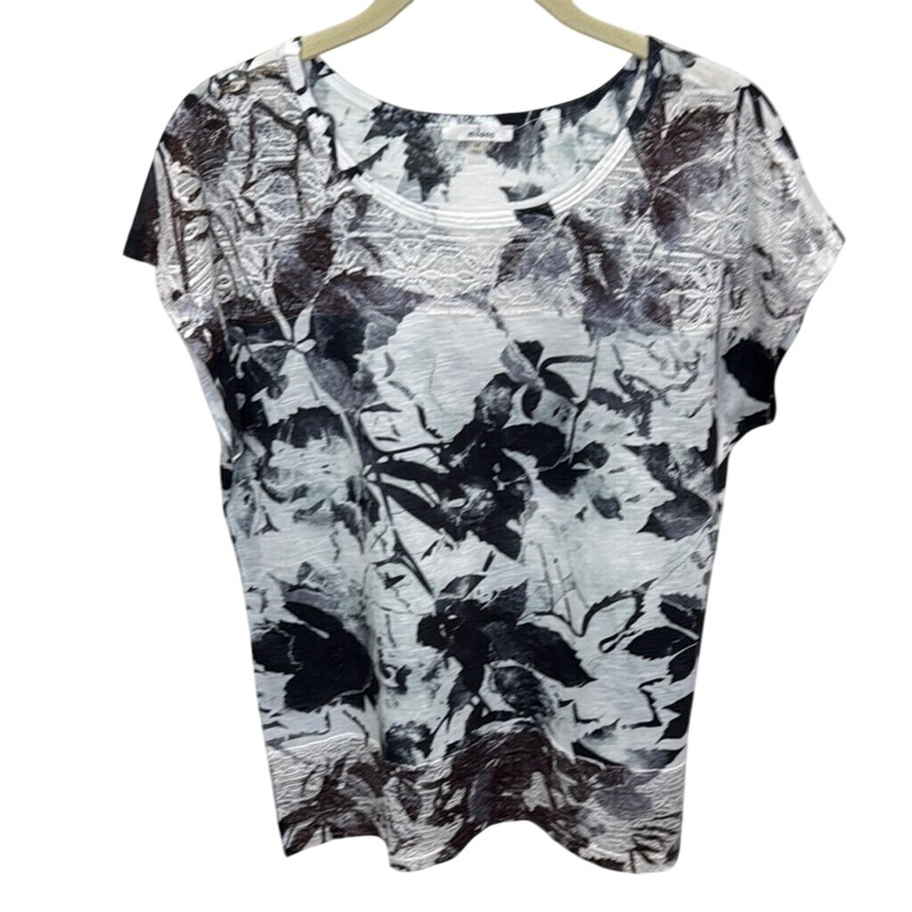 Milano Womens Top Medium Black Gray‎ Floral Lace Detail Short Sleeve